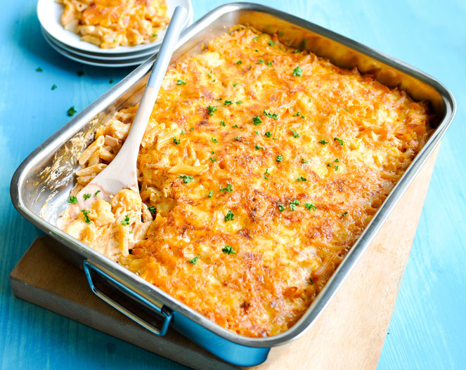 Makkaroni Blumenkohl Schinken Auflauf ohne Vorkochen der Nudeln schnell gemacht Express Rezept für viele bei Besuch