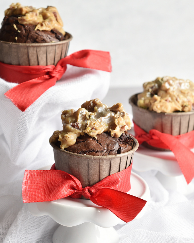 Brownie Muffins mit Karamell-Topping und Nüssen Thermomix