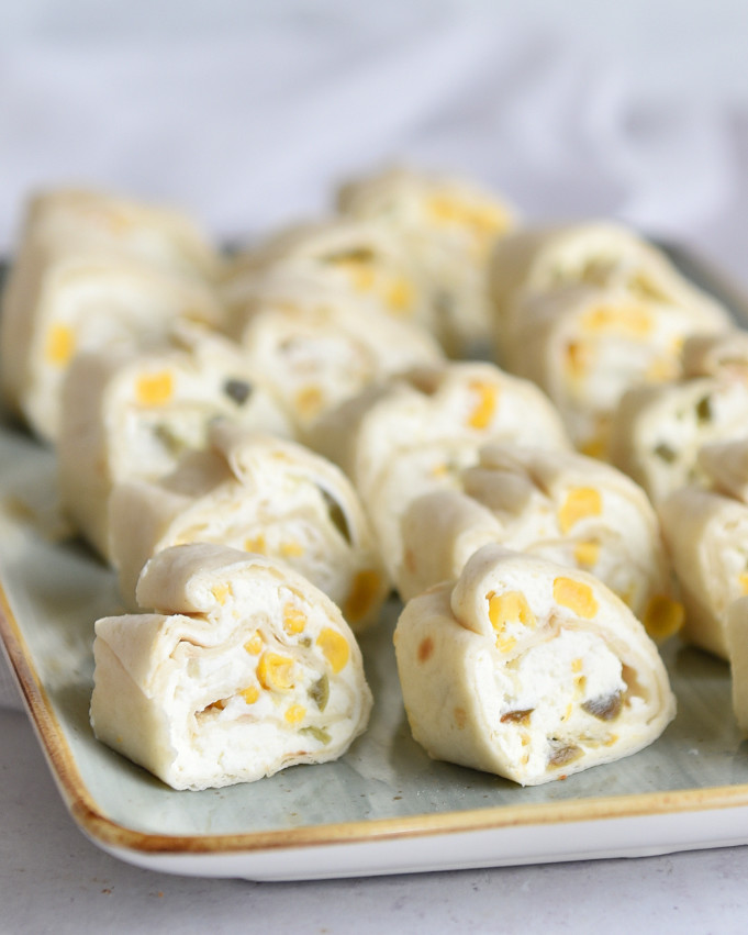 Kowalski Tortilla Röllchen, Fingerfood mit Tortilla Wraps und einer Feta Mais Peperoni Füllung, scharf mild oder pikant wie man möchte, Thermomix