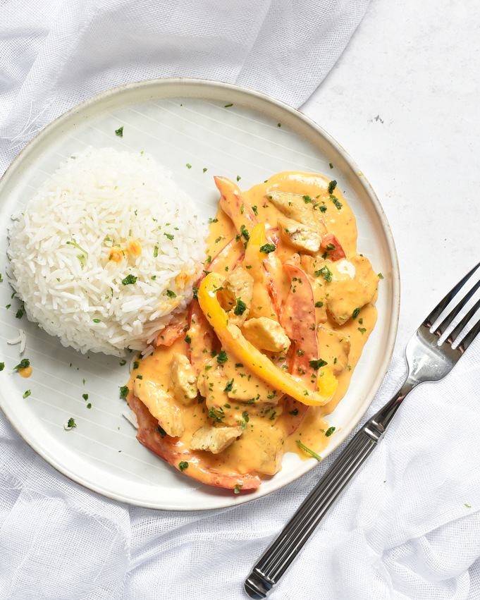 Ajvar Sahne Hähnchen oder Tofu mit Reis Thermomix und Airfryer