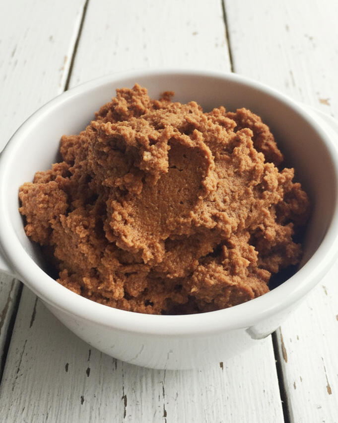 rotes Pesto Thermomix, rotes Pesto vegan, Pesto vegan Thermomix, Pesto Tomatenmark Basilikum, Pesto Paranüsse, Pesto ohne Parmesan