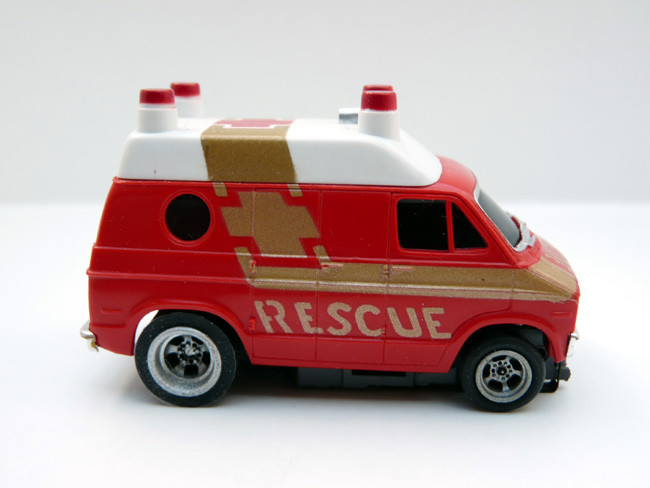 AURORA AFX Dodge Van Rescue rot / weiß #1937 