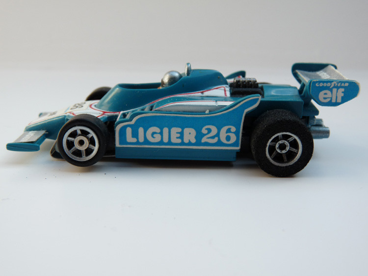 AURORA AFX G-Plus Ligier F1 #26 petrol