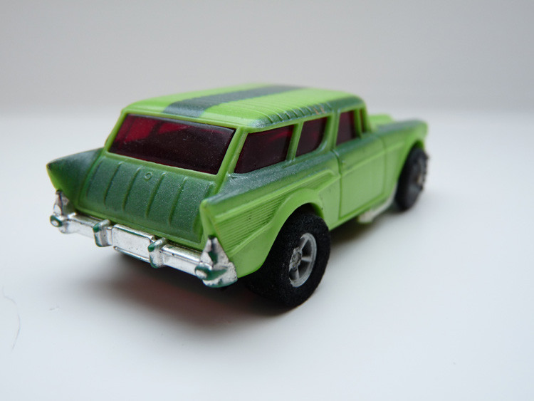 AURORA AFX '57 Chevy Nomad grün/dunkelgrün/weiße side pipes