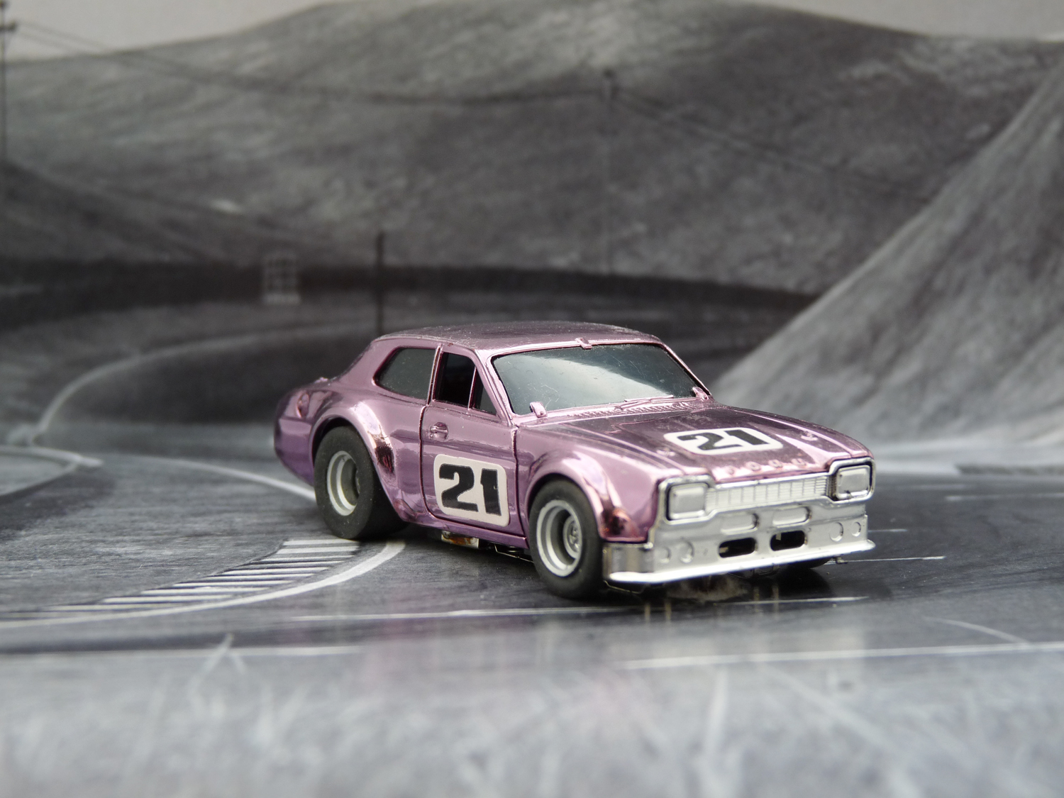 AURORA AFX Ford Escort chrome purple #21