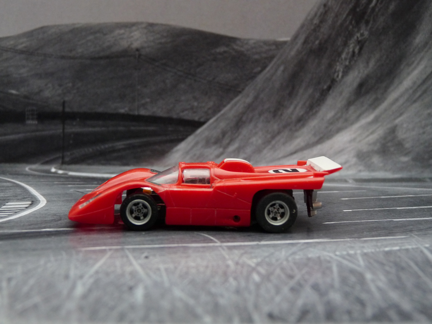 AURORA AFX Ferrari 512M rot/weiß #2