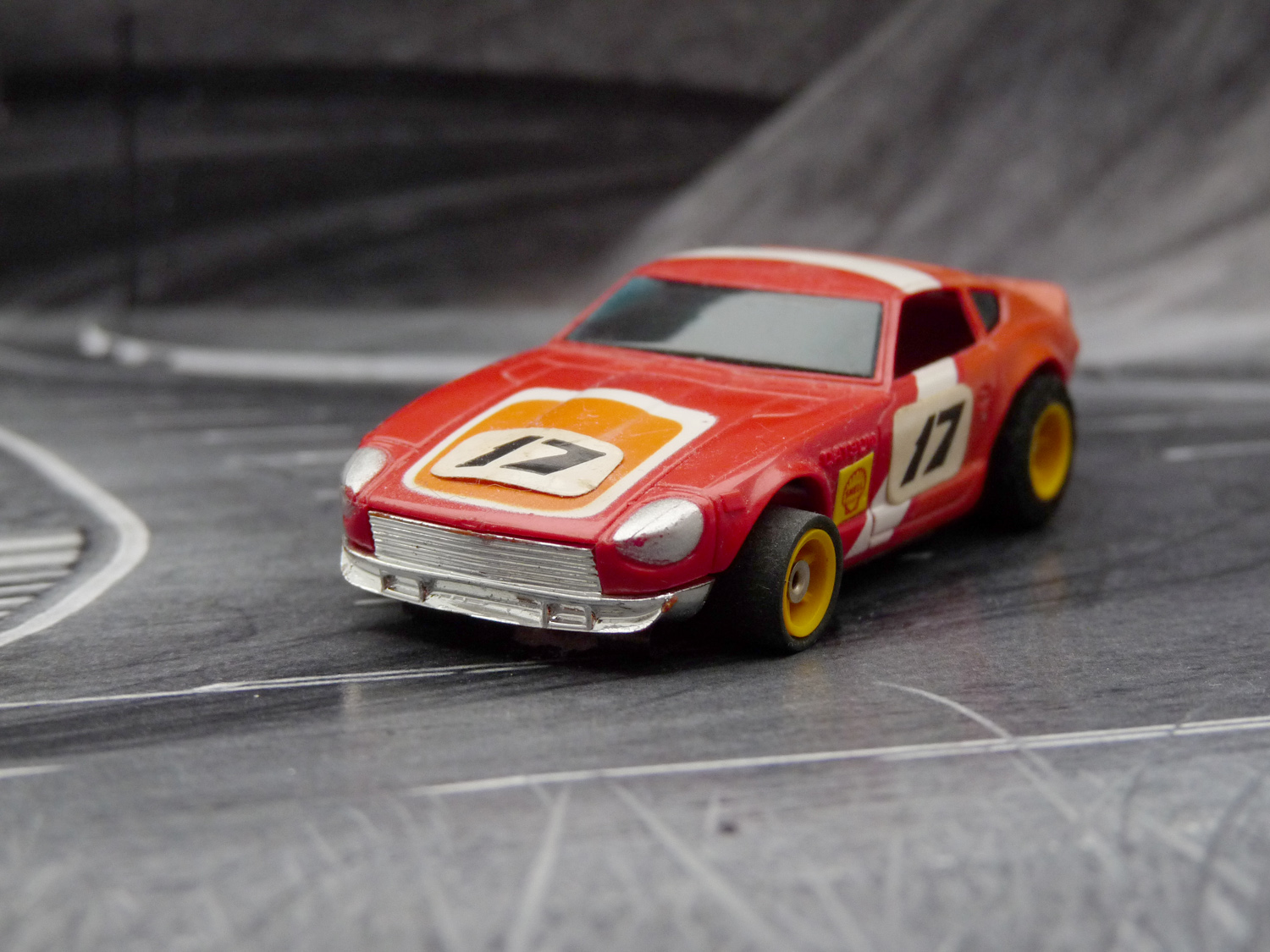 AURORA AFX G-Plus Datsun Z240 rot / orange /weiß