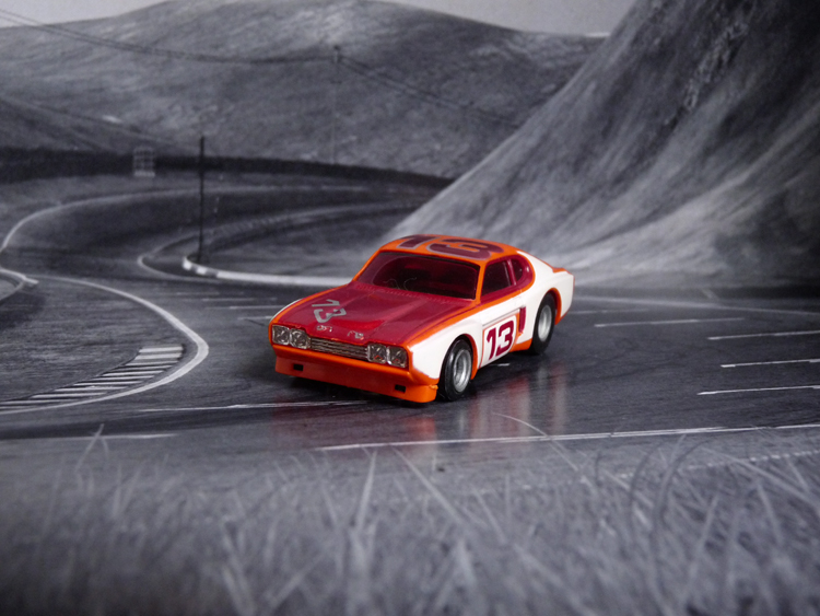 AURORA AFX Ford Capri orange/rot/weiß #13 European-Version