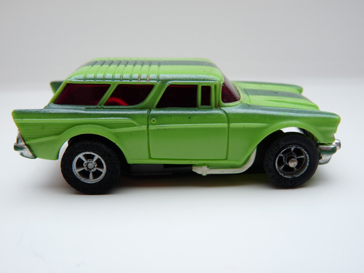 AURORA AFX '57 Chevy Nomad grün/dunkelgrün/weiße side pipes