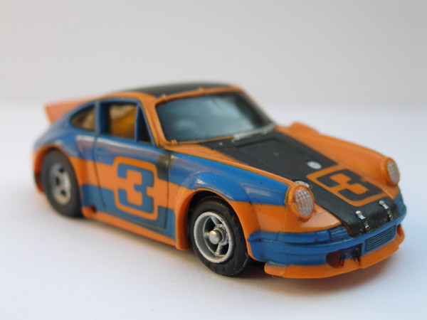 Porsche Carrera orange/blau/schwarz