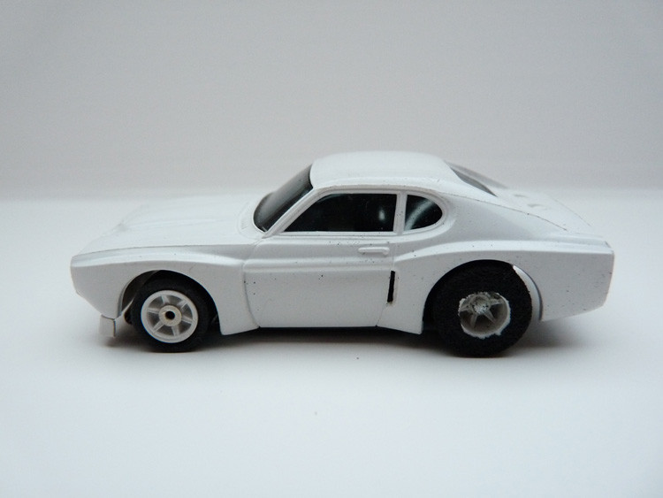 AURORA AFX Ford Capri RS 2600 weiß