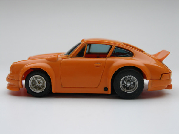 Porsche Carrera orange