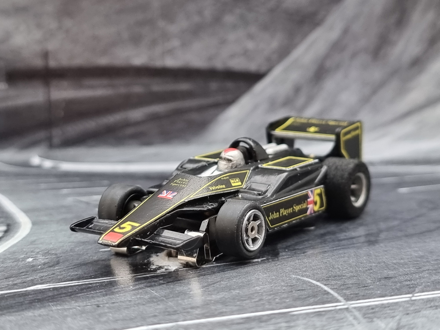 AURORA AFX G-Plus Lotus '78 John Player Special #5