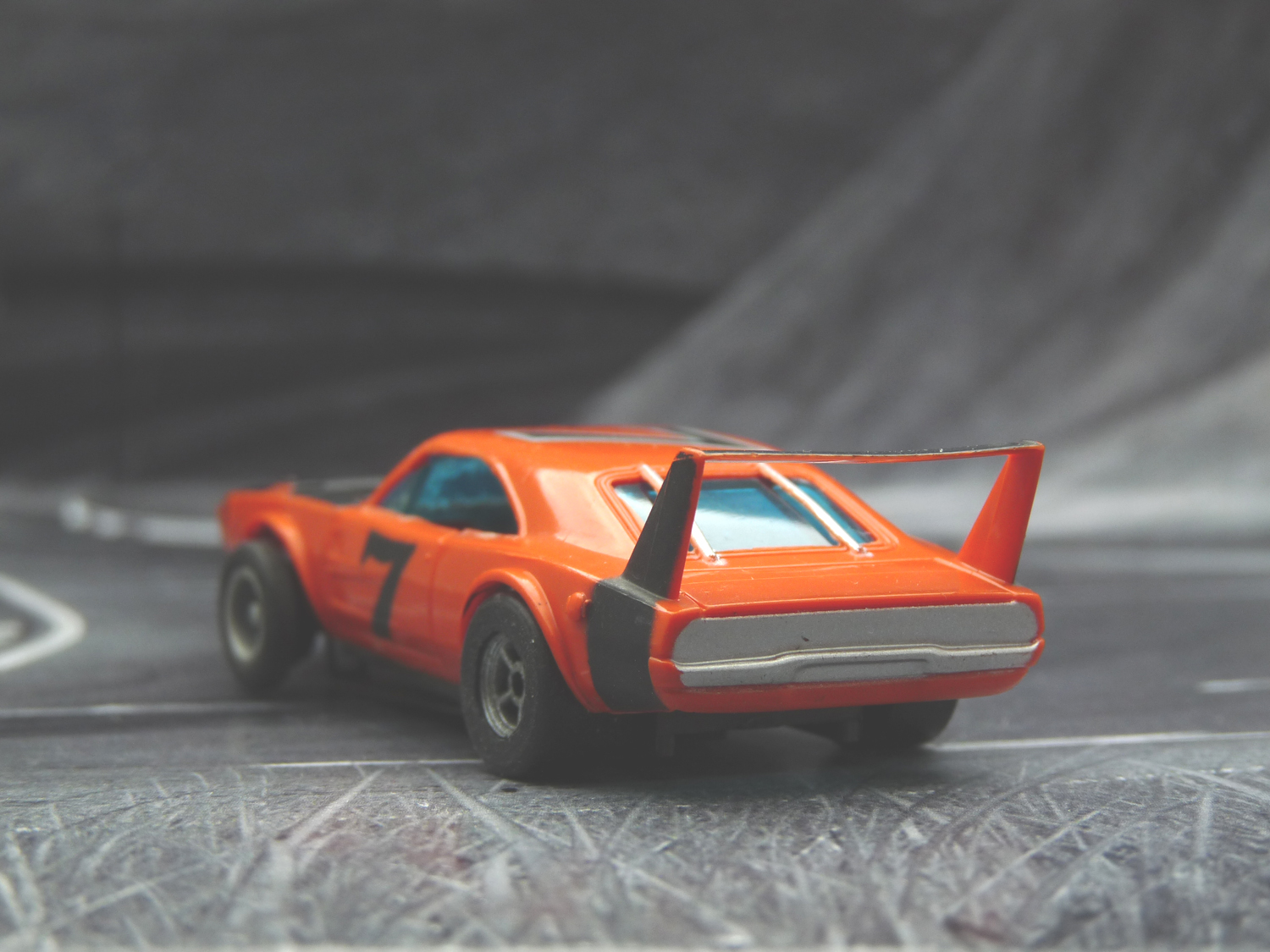 AURORA AFX Daytona Charger orange/schwarz