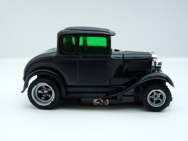 AURORA AFX 1930 Ford Coupe Model "A" schwarz #1928