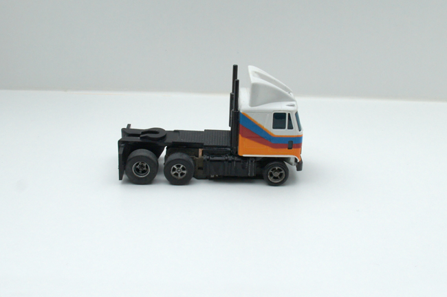 AURORA AFX GMC Astro 95 Cab Truck weiß/blau/rot/orange