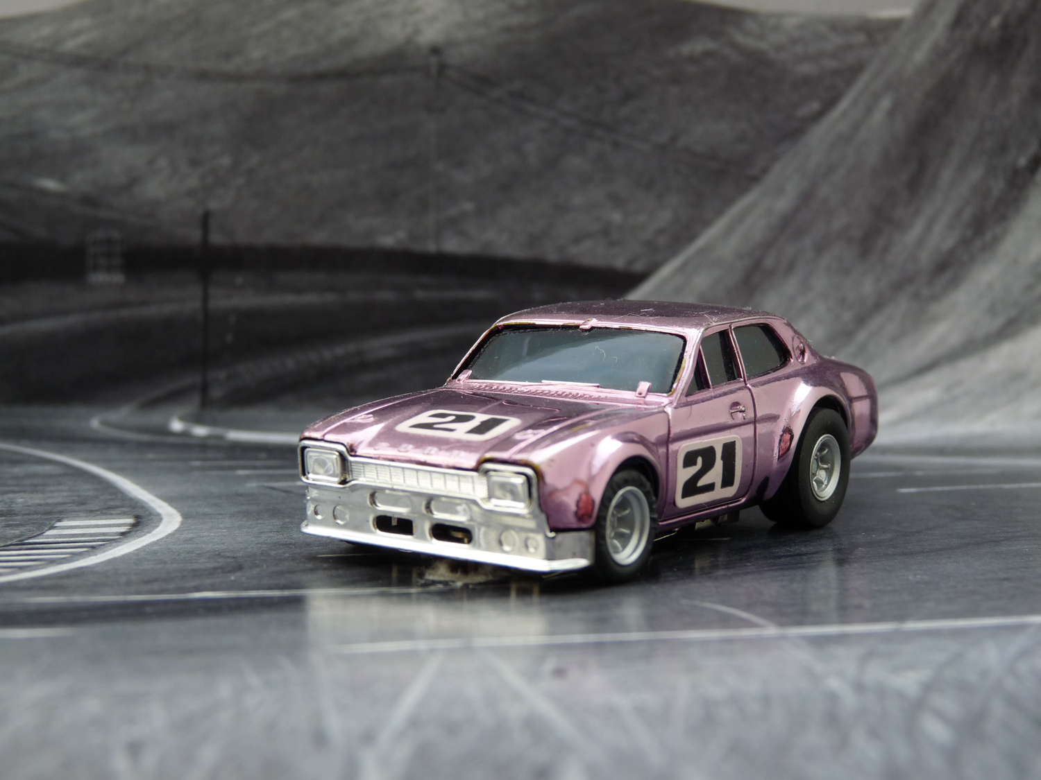 AURORA AFX Ford Escort chrome light purple #21