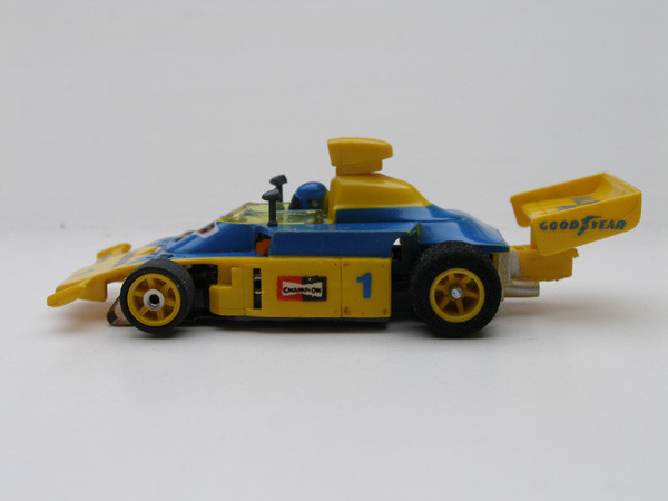 AURORA AFX G-Plus McLaren Formel 1 blau/gelb AURORA #1  