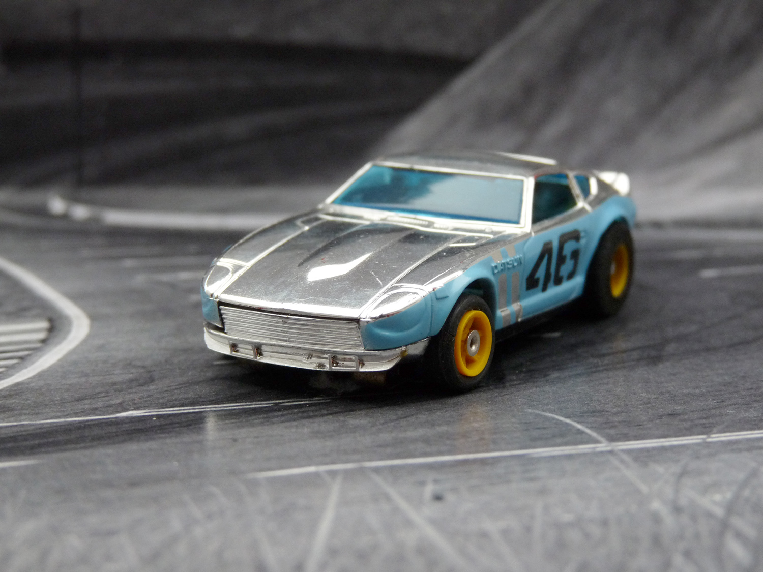 AURORA AFX Bre Datsun 240Z chrome / hellblau #46