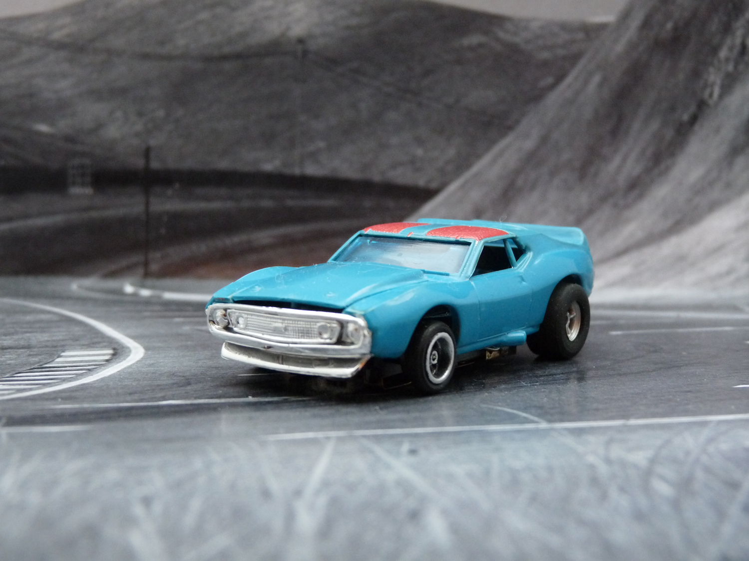 AURORA AFX Javelin Trans AM blau/rot mit blauer Haube