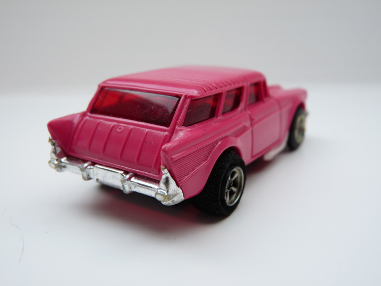 AURORA AFX '57 Chevy Nomad pink/weiße side pipes