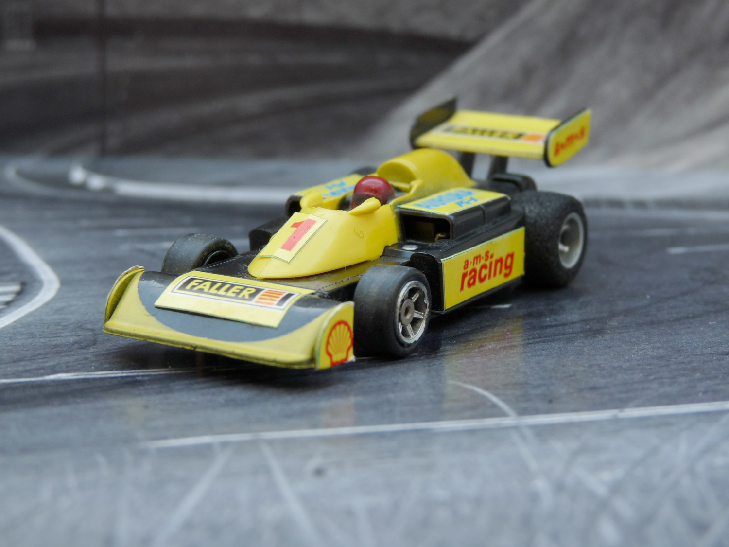 AURORA AFX G-Plus Team Faller AMS Racing #1
