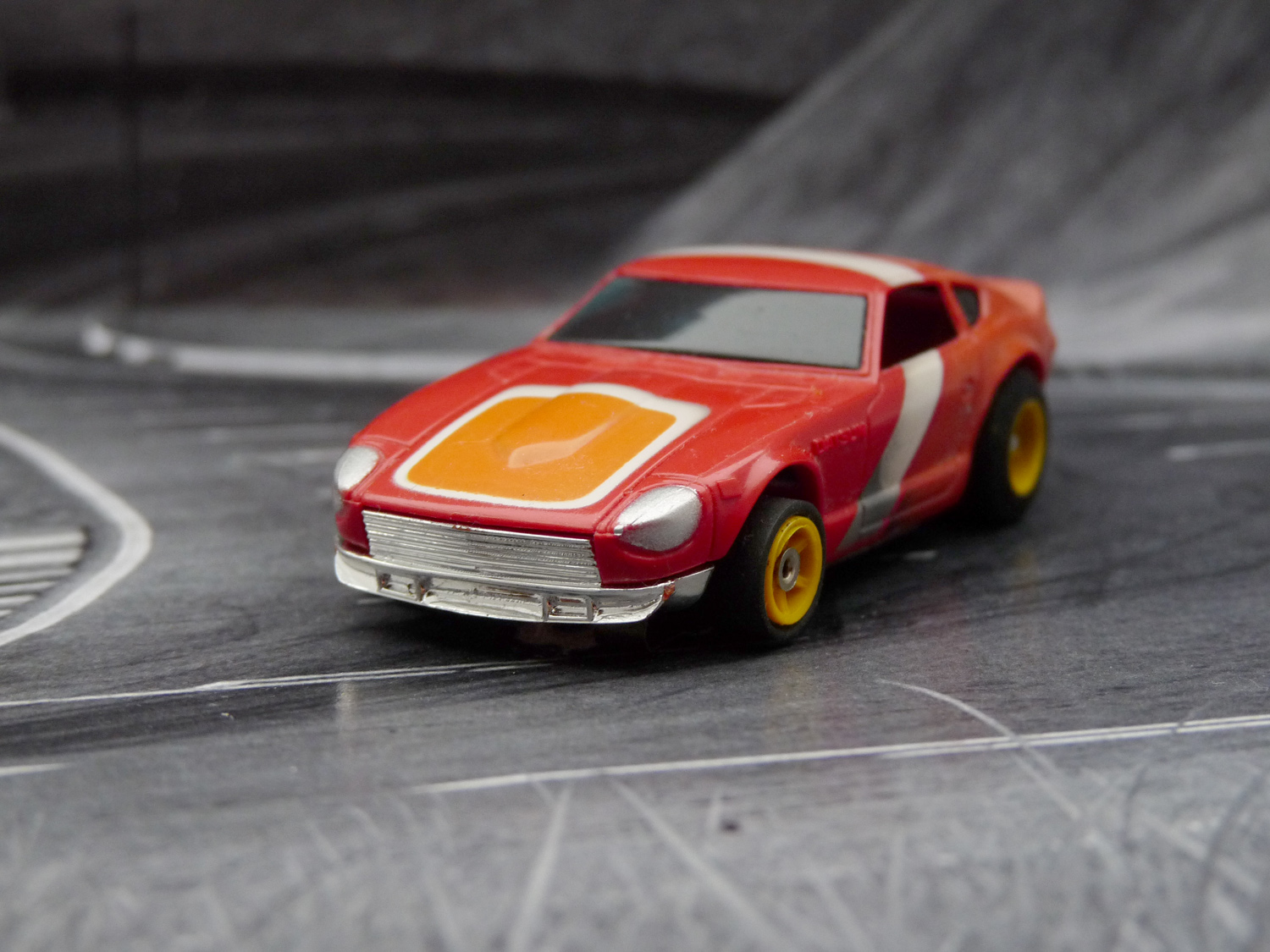 AURORA AFX BRE Datsun Z240 rot / orange / weiß European Version 