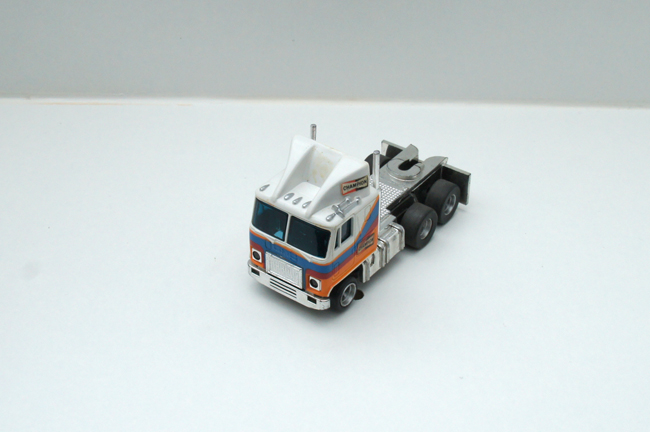 AURORA AFX GMC Astro 95 Cab Truck weiß/blau/rot/orange