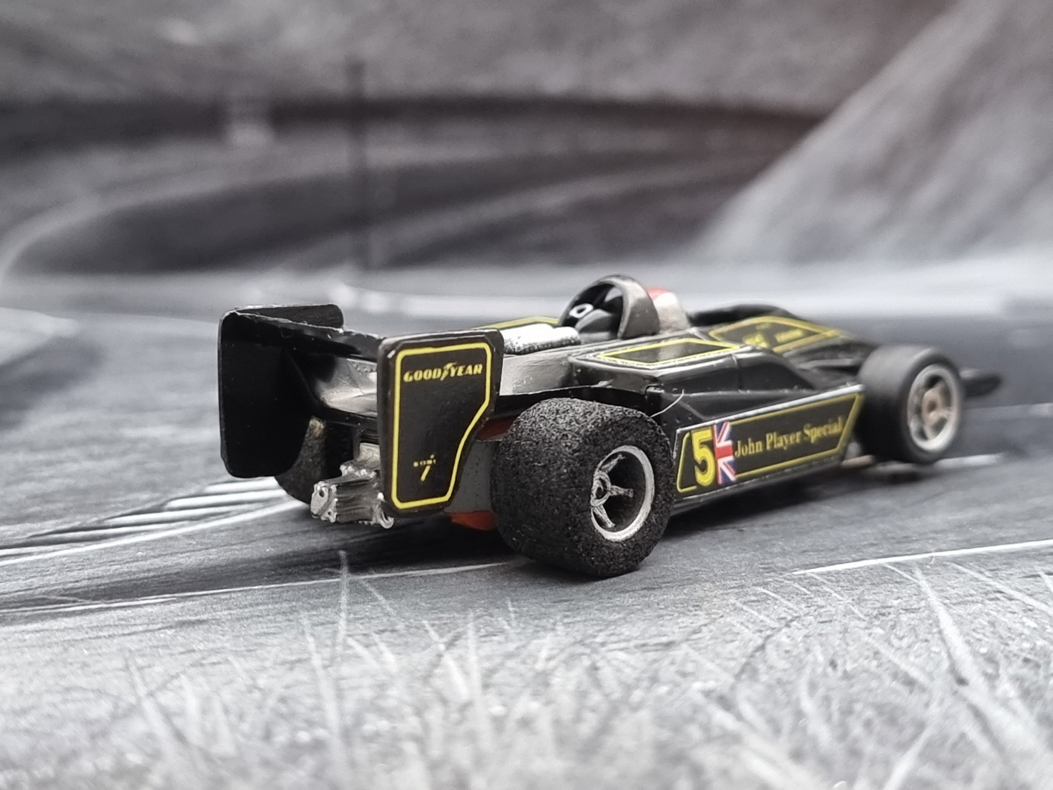 AURORA AFX G-Plus Lotus '78 John Player Special #5