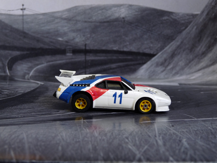 BMW M1 ProCar weiß/blau/rot #11, FunCar