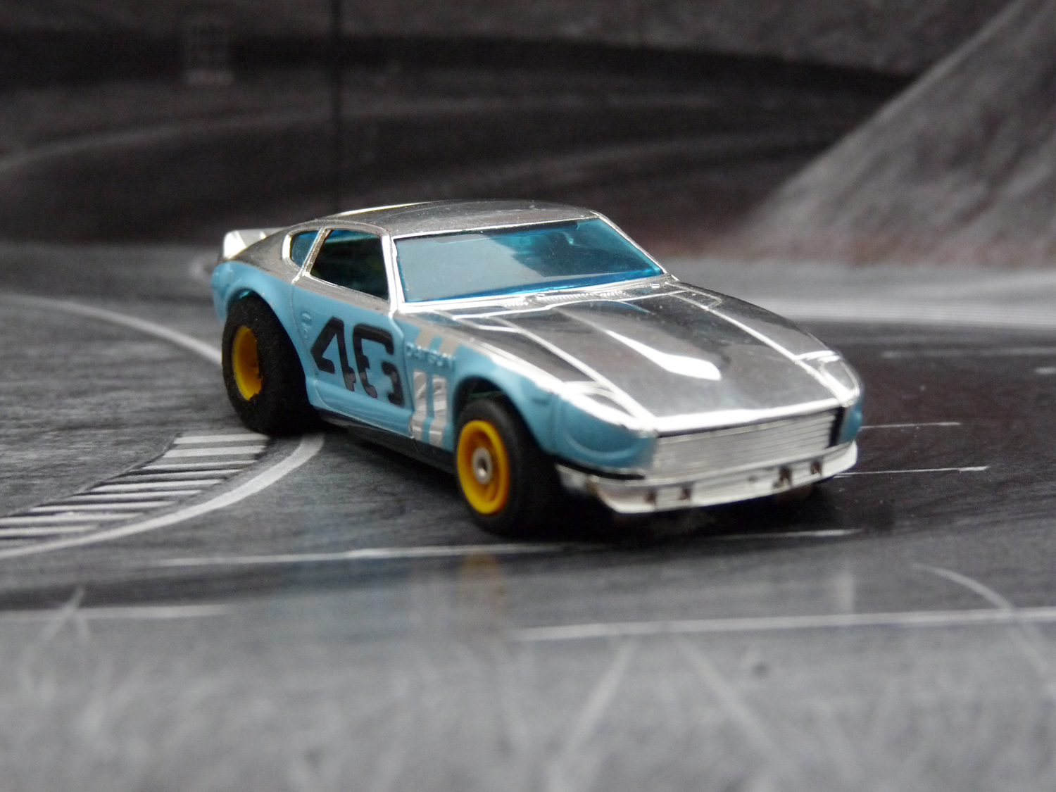 AURORA AFX Bre Datsun 240Z chrome / hellblau #46