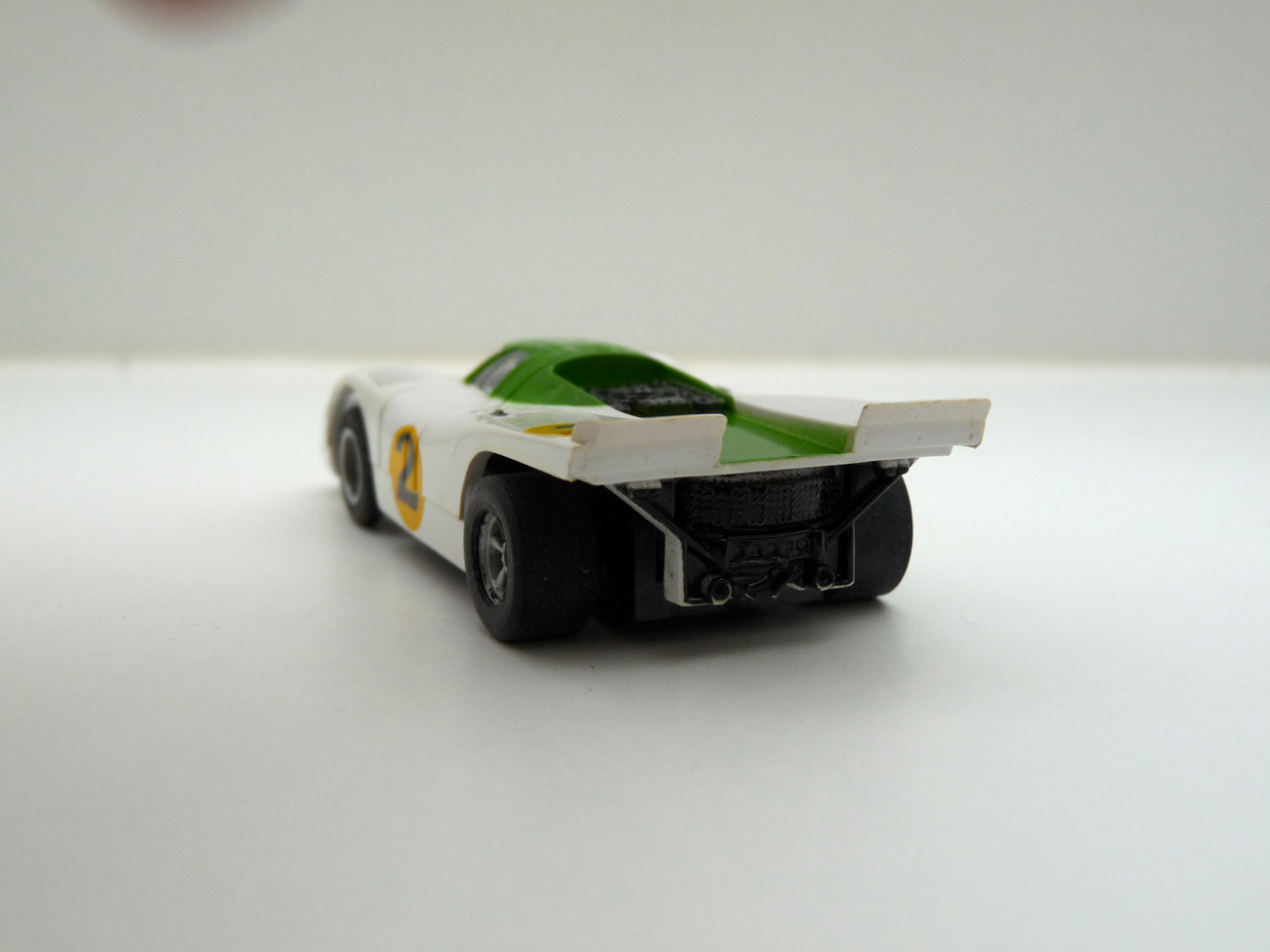 AURORA ARX Porsche 917k weiß/grün #2 klare Scheibe - offene Haube