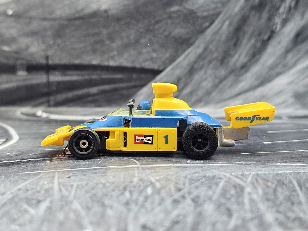 Faller AMS McLaren F1
