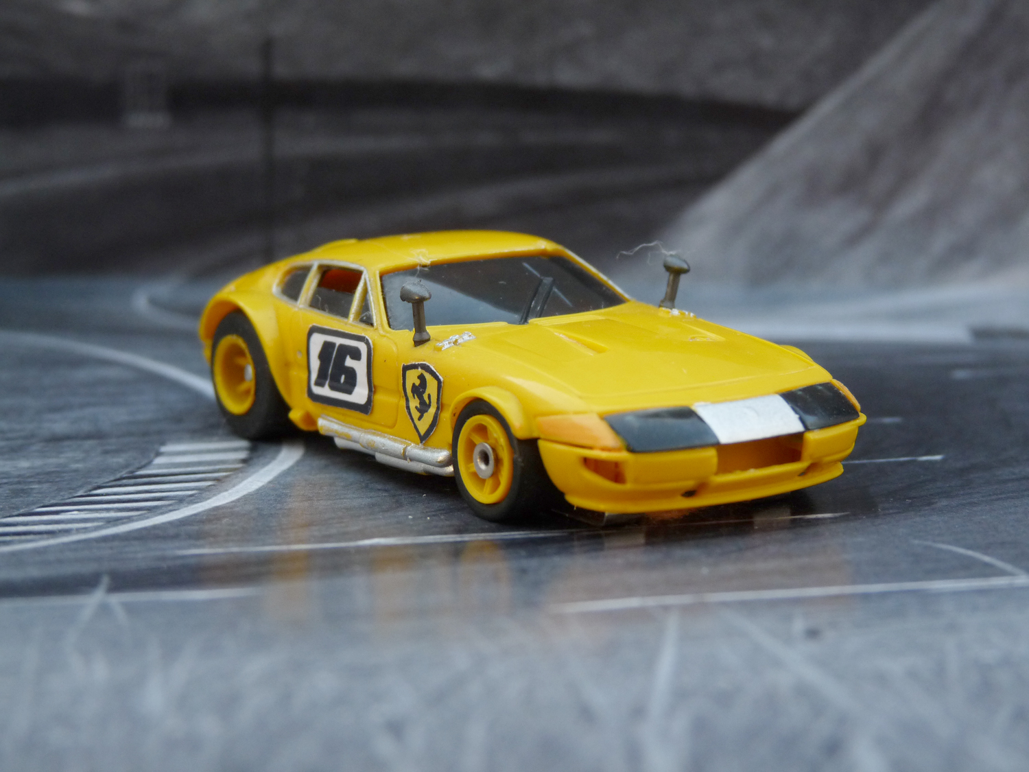 AURORA AFX Ferrari Daytona 