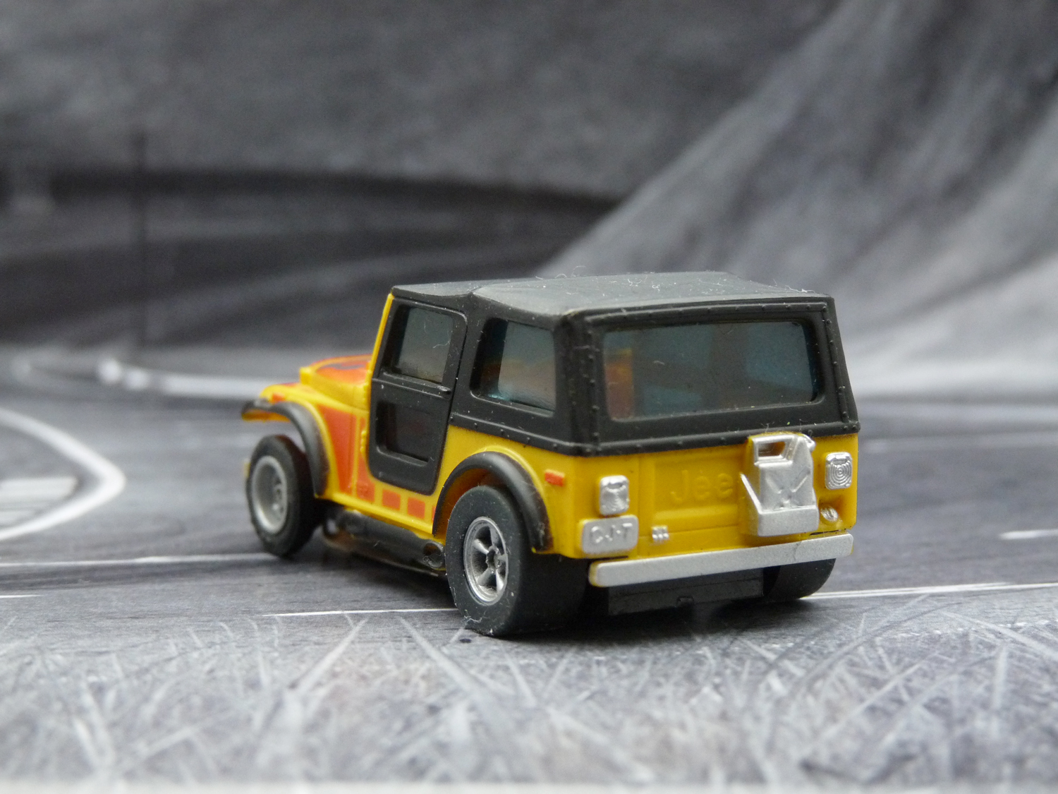 AURORA AFX Jeep CJ-7