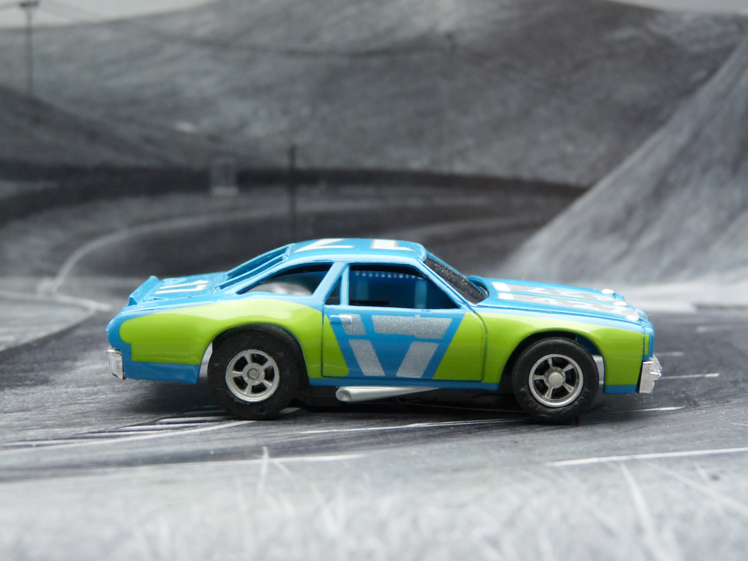 AURORA AFX Chevelle Stocker blau-limette-silber #17