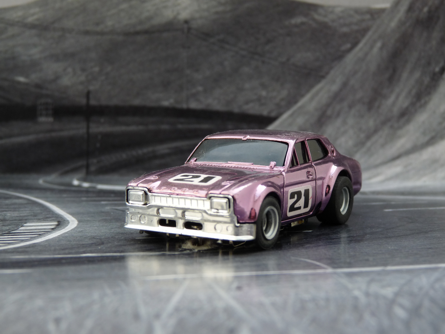 AURORA AFX Ford Escort chrome purple #21