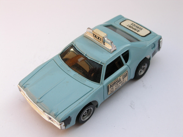 AURORA AFX Matador Taxi blau