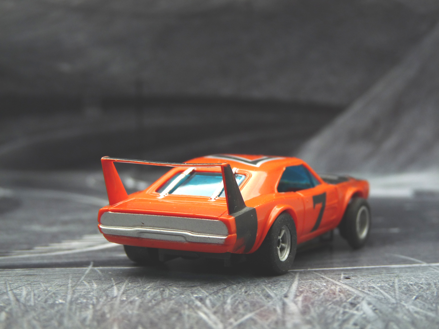 AURORA AFX Daytona Charger orange/schwarz