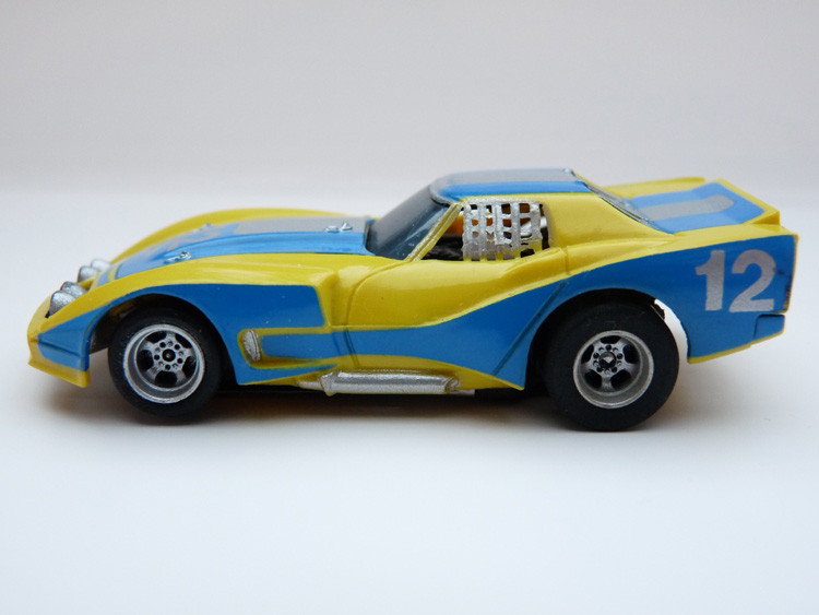 AURORA AFX Corvette GT gelb/blau/silber #12