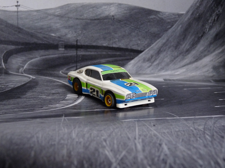 AURORA AFX Ford Capri RS 2600 weiß/grün/blau #21 "European Version 1"