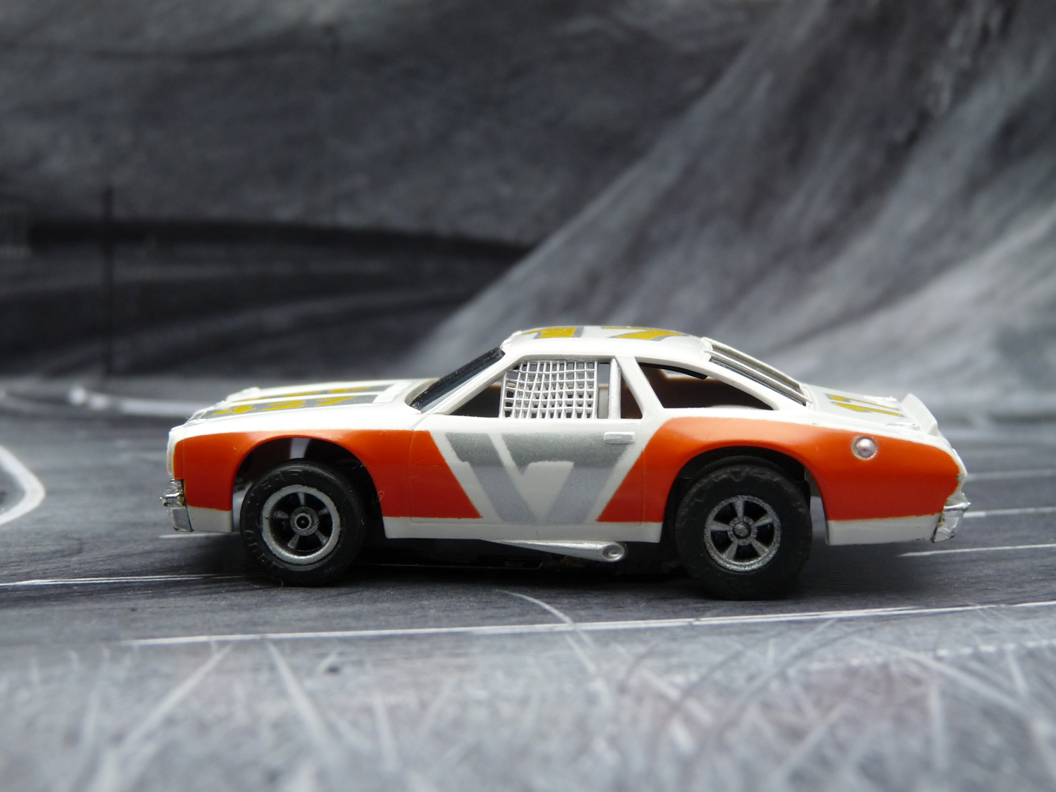 AURORA AFX Chevelle Stocker weiß-orange-silber ohne Licht #17