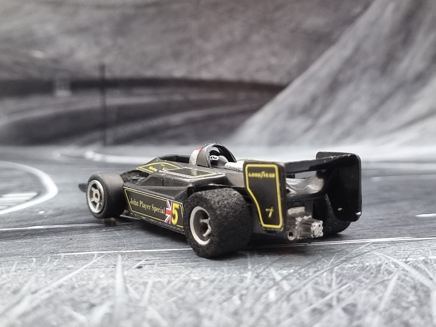 AURORA AFX G-Plus Lotus '78 John Player Special #5