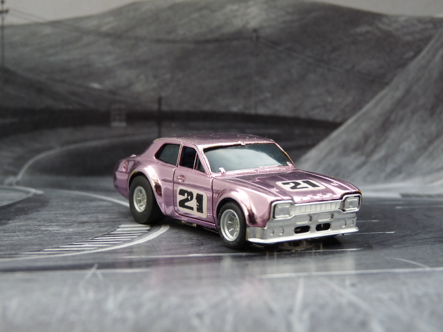 AURORA AFX Ford Escort chrome light purple #21