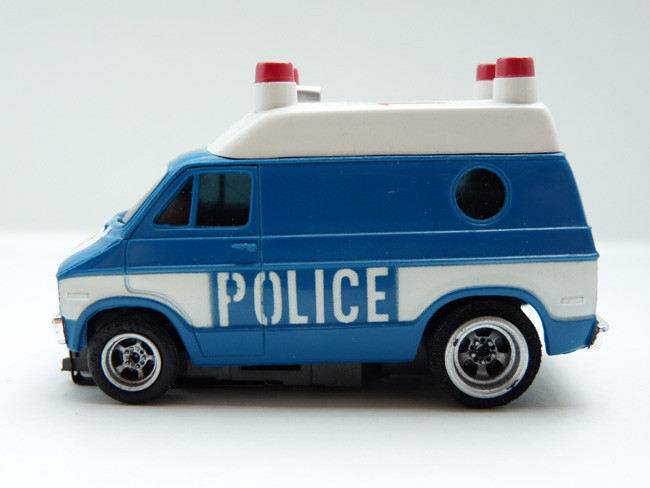 AURORA AFX Dodge Van Police weiß / blau #1946