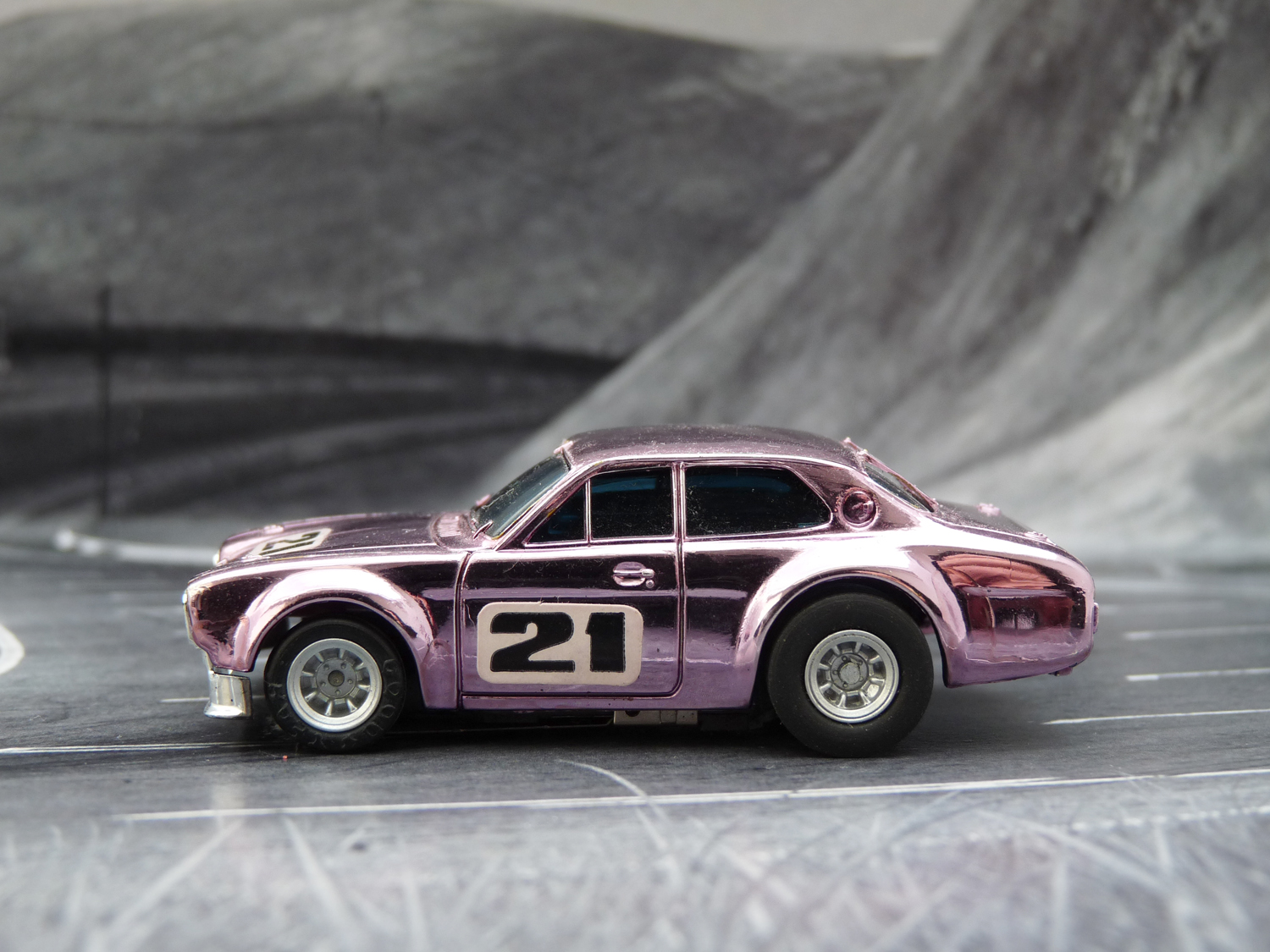 AURORA AFX Ford Escort chrome light purple #21