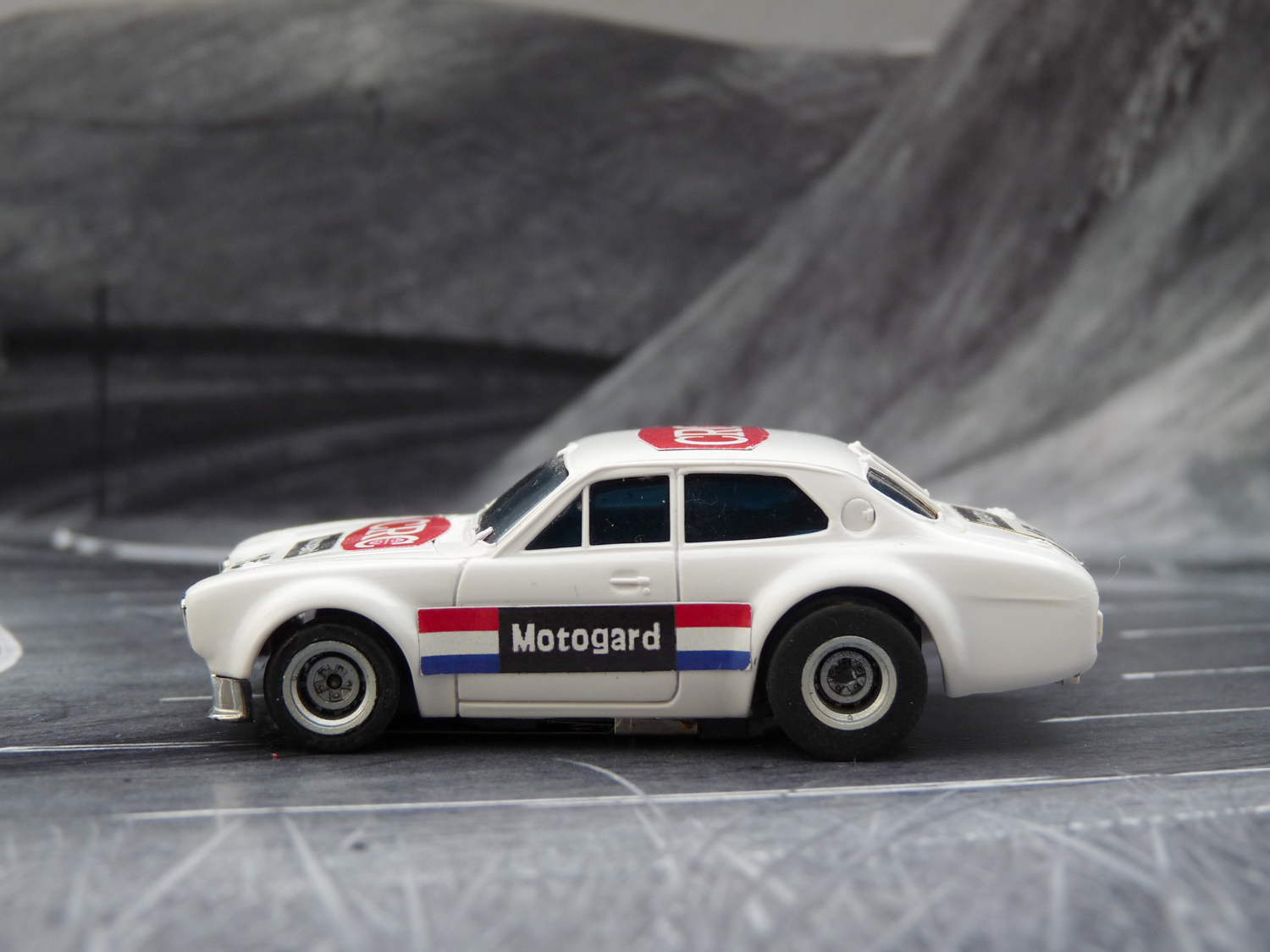 AURORA AFX Ford Escort CRC Motogard