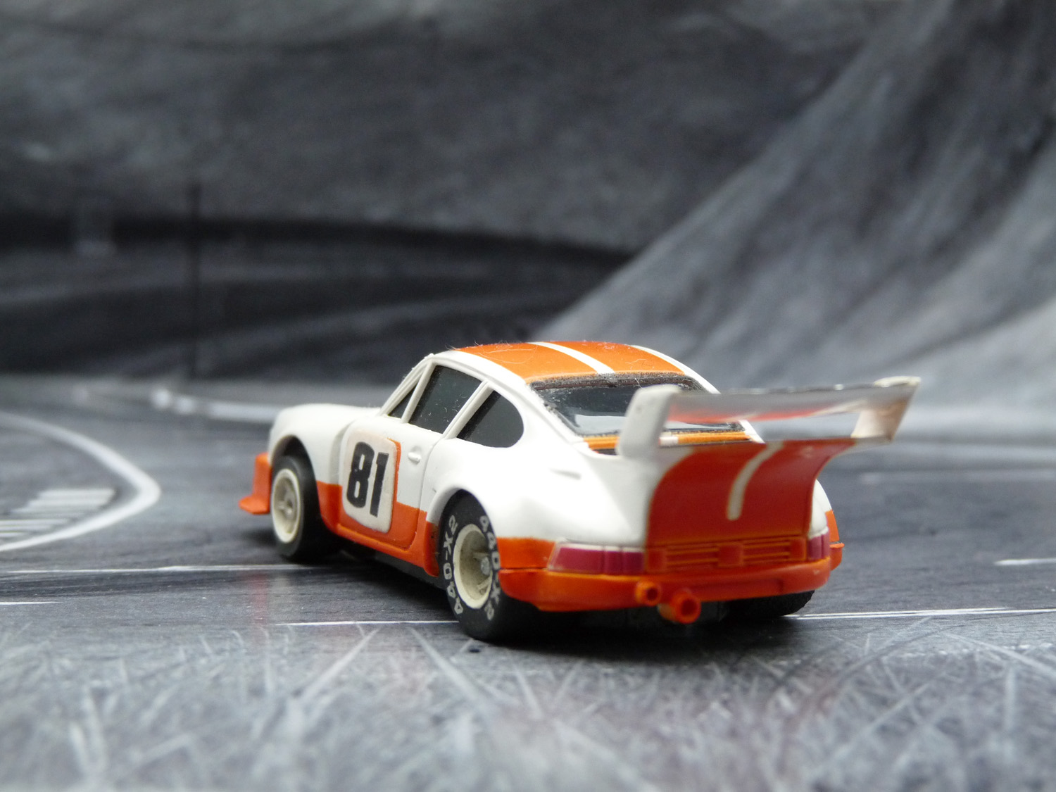 AURORA AFX Porsche 934 RSR weiß  / orange #81