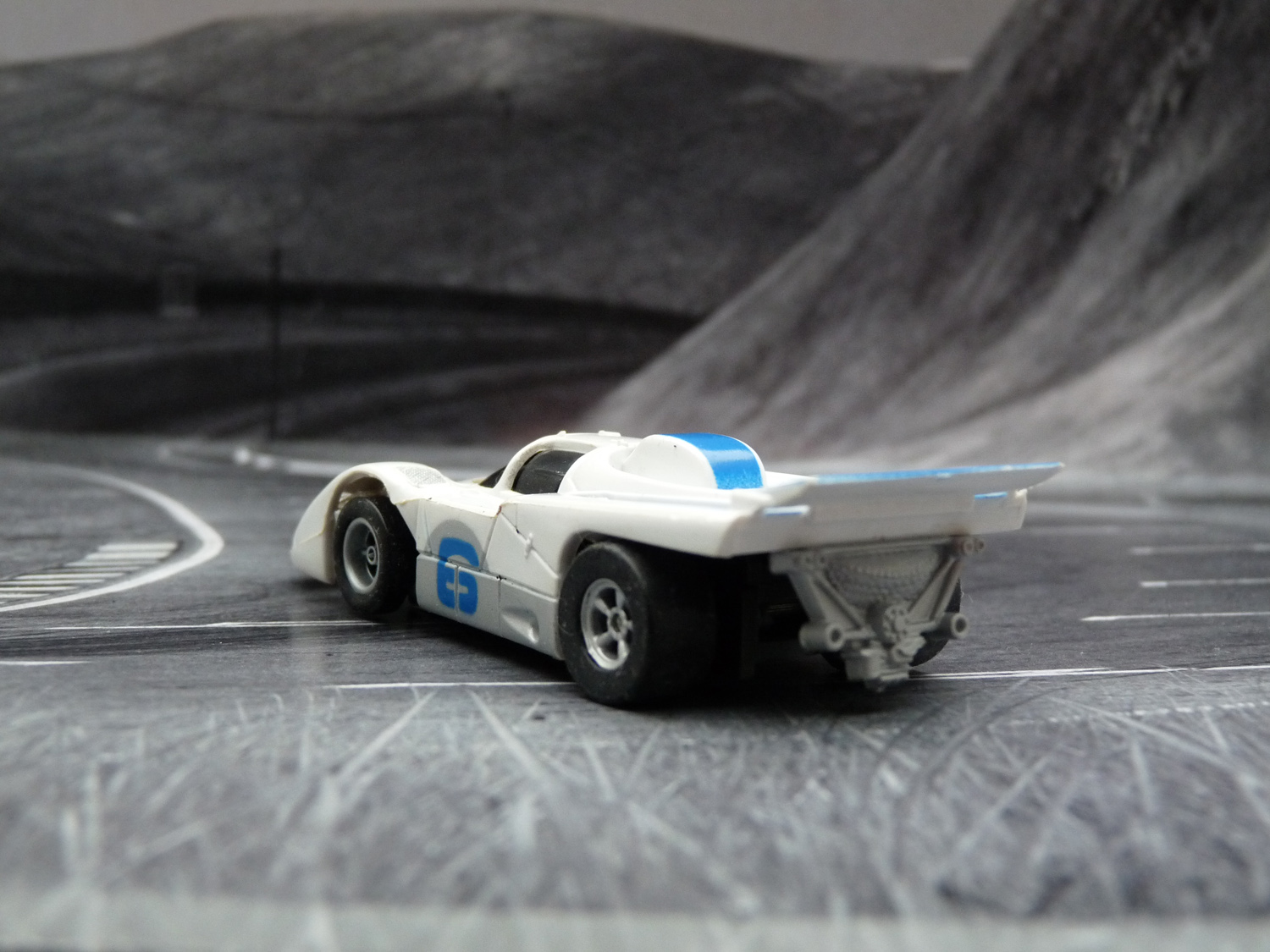 AURORA AFX Ferrari 512M weiß/blau/silber #6