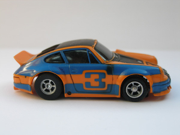 Porsche Carrera orange/blau/schwarz